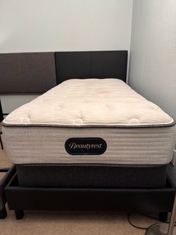 Twin Bedroom Set