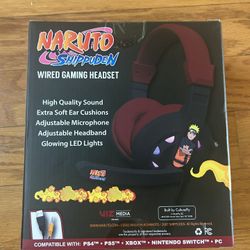 NWT Limited Edition Naruto Shippuden glowing LED light wired gaming headset
