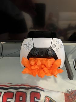 PS5 DualSense Controller Stand $10
