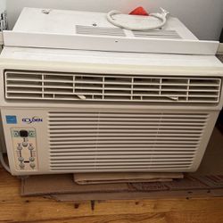 Golden 8000 BTU Air Conditioner
