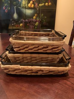 Set of 3 Pyrex with protective