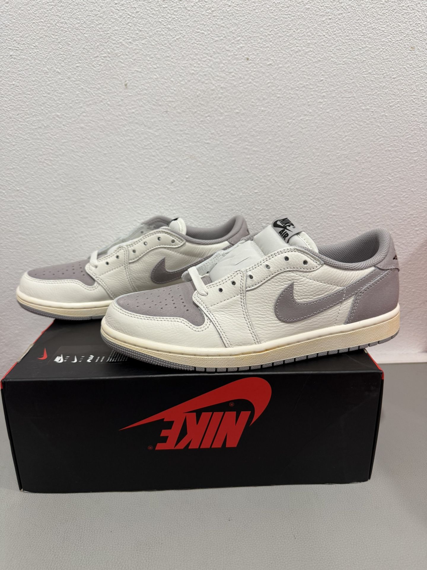 Nike Air Jordan 1 Retro OG Low Atmosphere Grey CZ0790-101