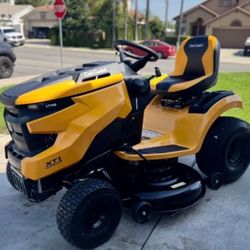 Riding Mower Cub Cadet 46in New 22 Hp