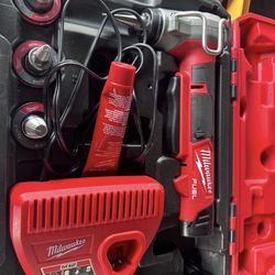 Milwaukee m12 fuel expansion tool