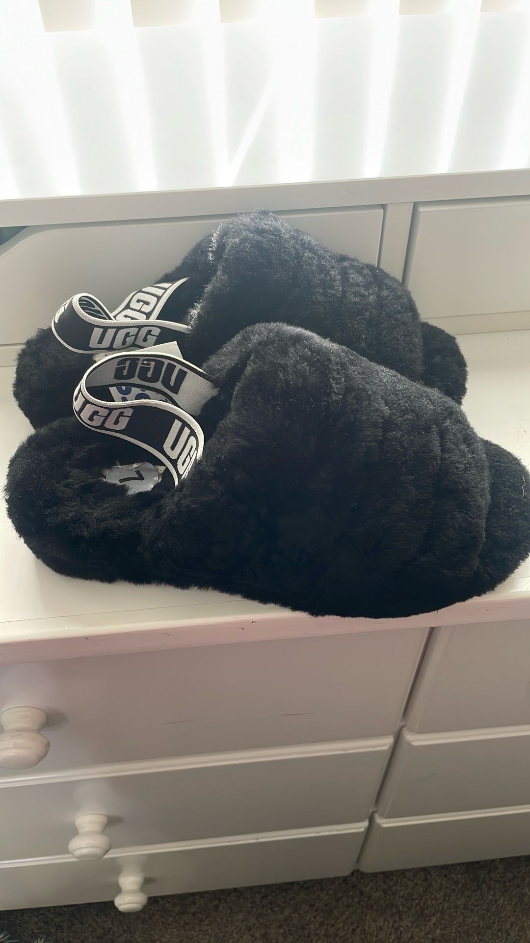 UGG Sandals Size 7 In Women’s 