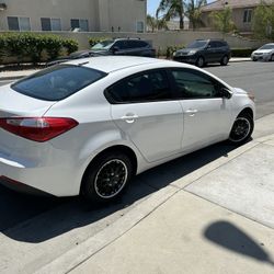 2016 KIA Forte5