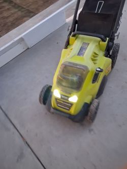 Robin 20 in mower 2 batteries  n charger