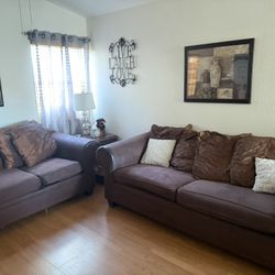 Used Living Room 2 Piece Set 