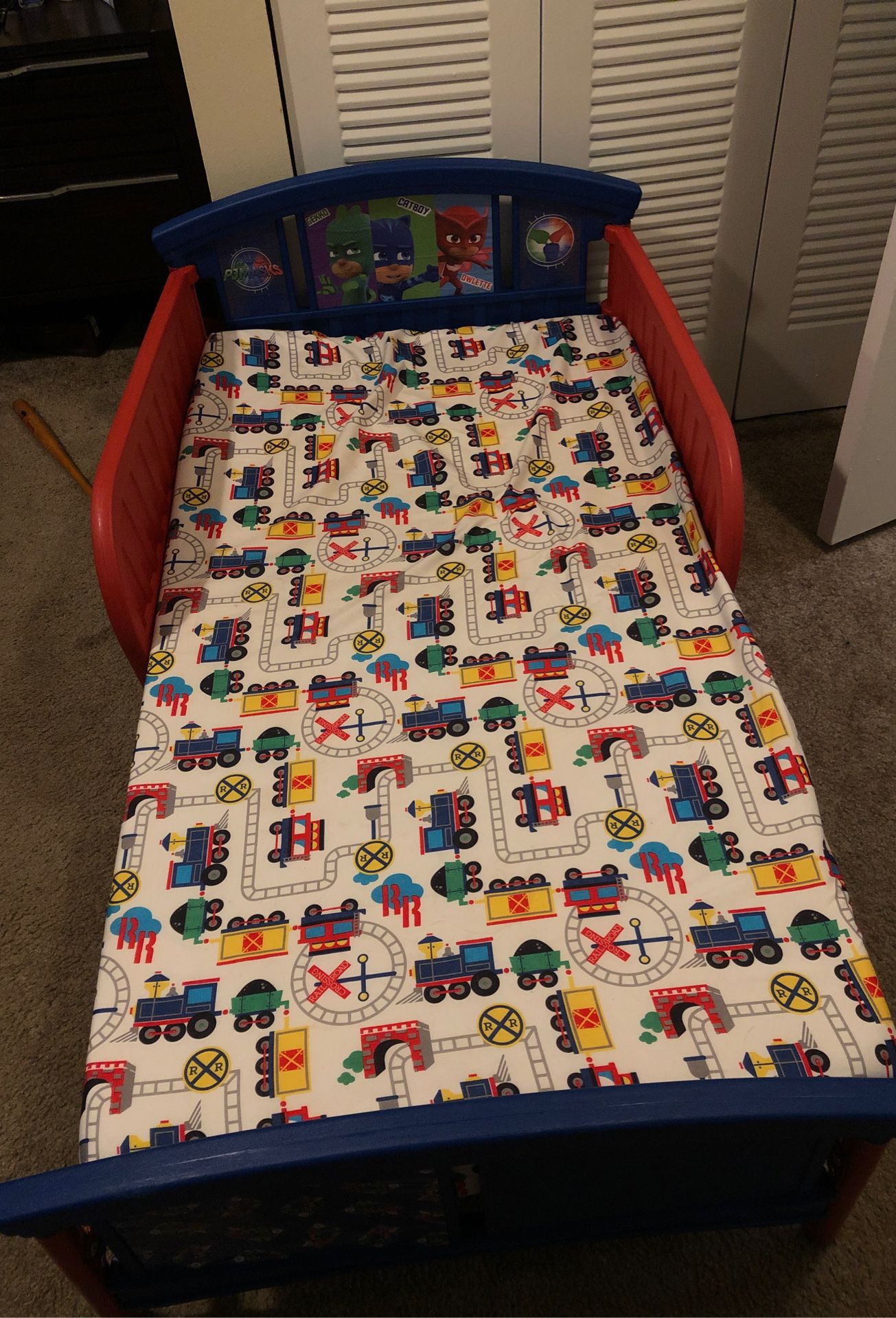 Kids bed