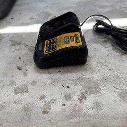 Dewalt Charger 20 V