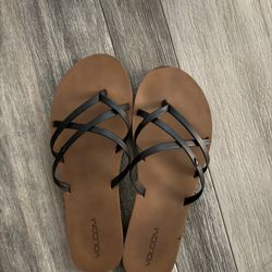 volcom sandles 