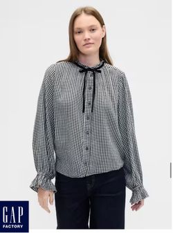 Relaxed Ruffle Top