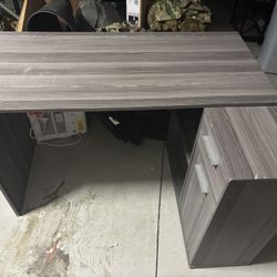 Modern Gray Woodgrain Desk w/ Storage Drawers & Shelves - $60