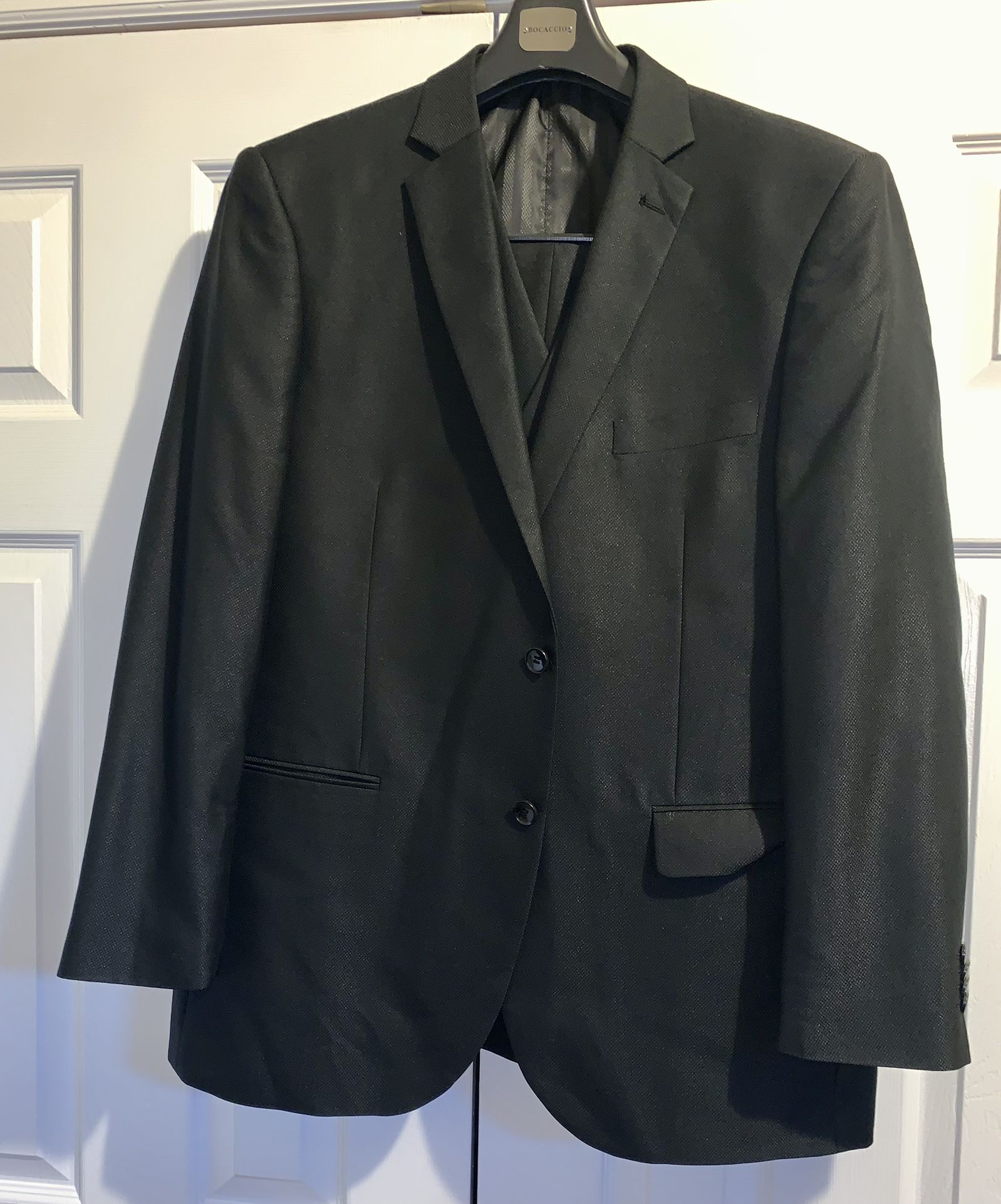 Mens Solid Black #2 Stylish Dress Suit Excellent Condition 