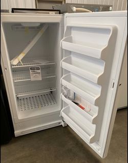 NEW Freezer 16.8 CU.FT with 1-Year Warranty Frigidaire