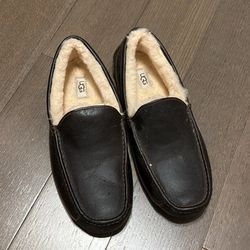 Men’s Size 11 Ugg Leather Ascot Loafers
