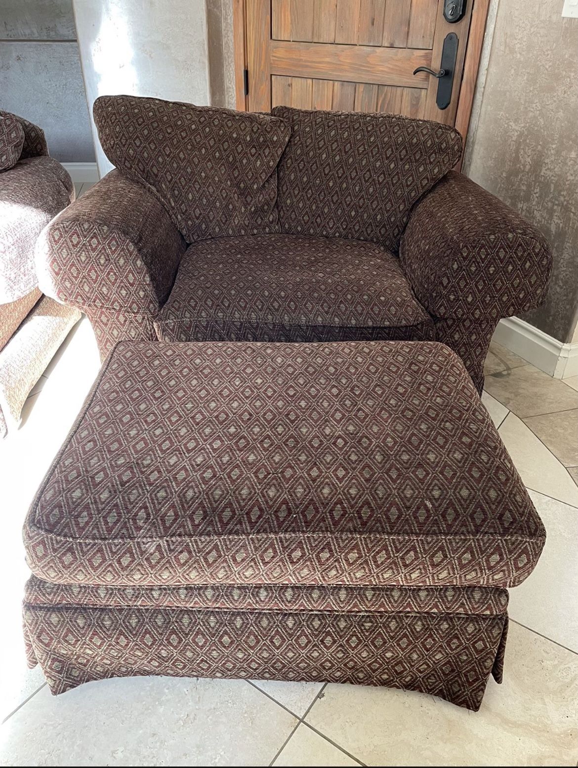 Chair and Half With Ottoman
