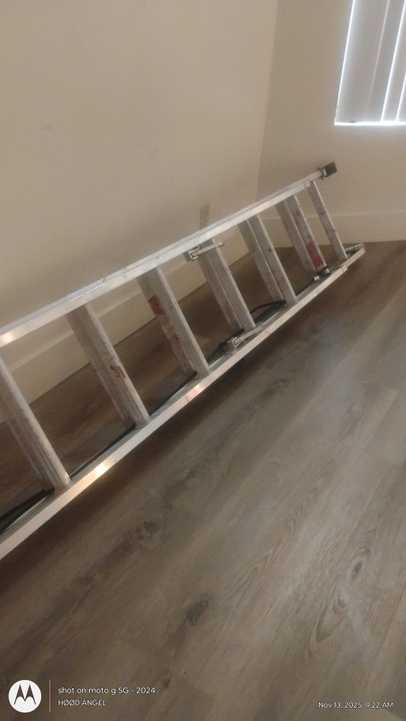 24 Ft Ladder 