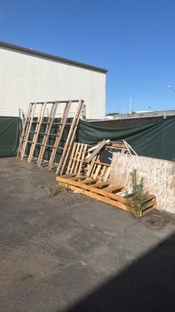 FREE WOOD, BONFIRE WOOD, FIREPLACE WOOD