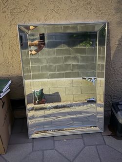 Mirror 29.50x42”