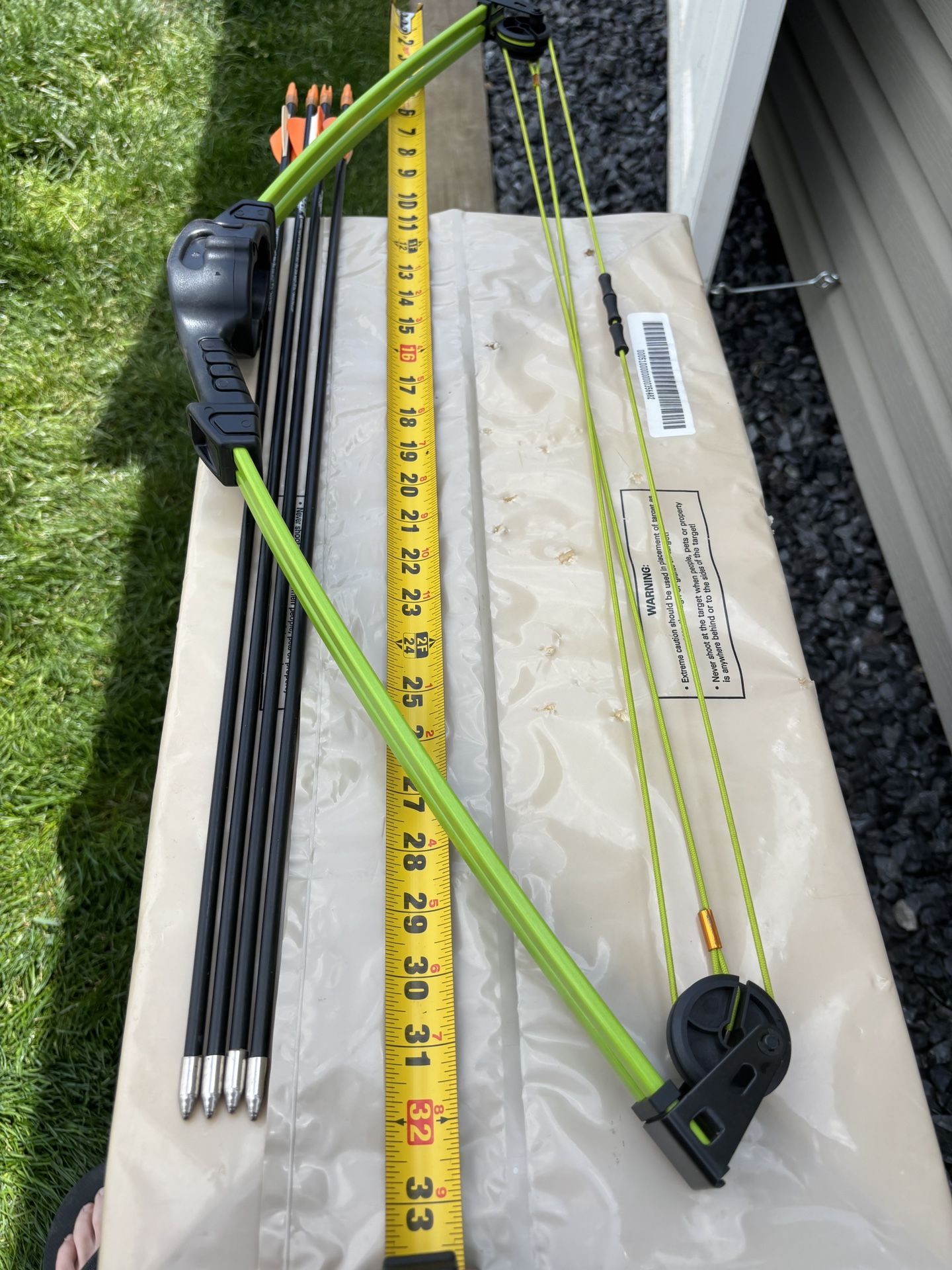 Bear Archery Youth Bow Set
