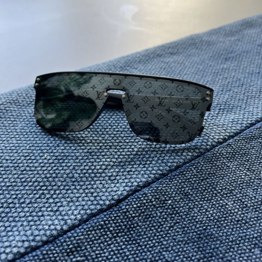 LOUIS VUITTON /LV Waimea/Sunglasses/Plastic/Black/Z1082E for Sale in Salt  Lake City, UT - OfferUp
