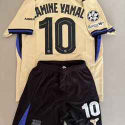 Lamine Yamal Barcelona Jersey Kids Set