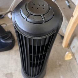14 in. Oscillating Personal Desk Tower Fan in Black