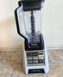 Licuadora ninja profesional kitchen de 1200 watts