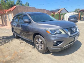 Nissan Pathfinder 2017 $6500