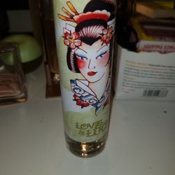 Ed Hardy Woman Perfume 