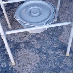 Drive Bedside Porta Potty