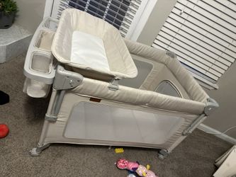 Bassinet Play Pen 