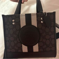 Coach Dempsey Tote 22