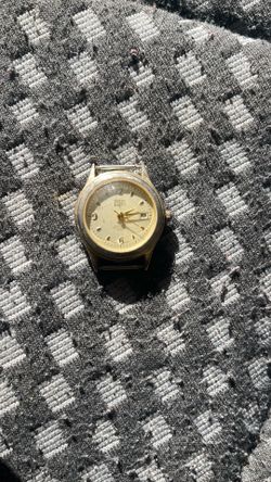 Faded glory watch no band