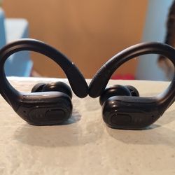 sport Bluetooth earbuds