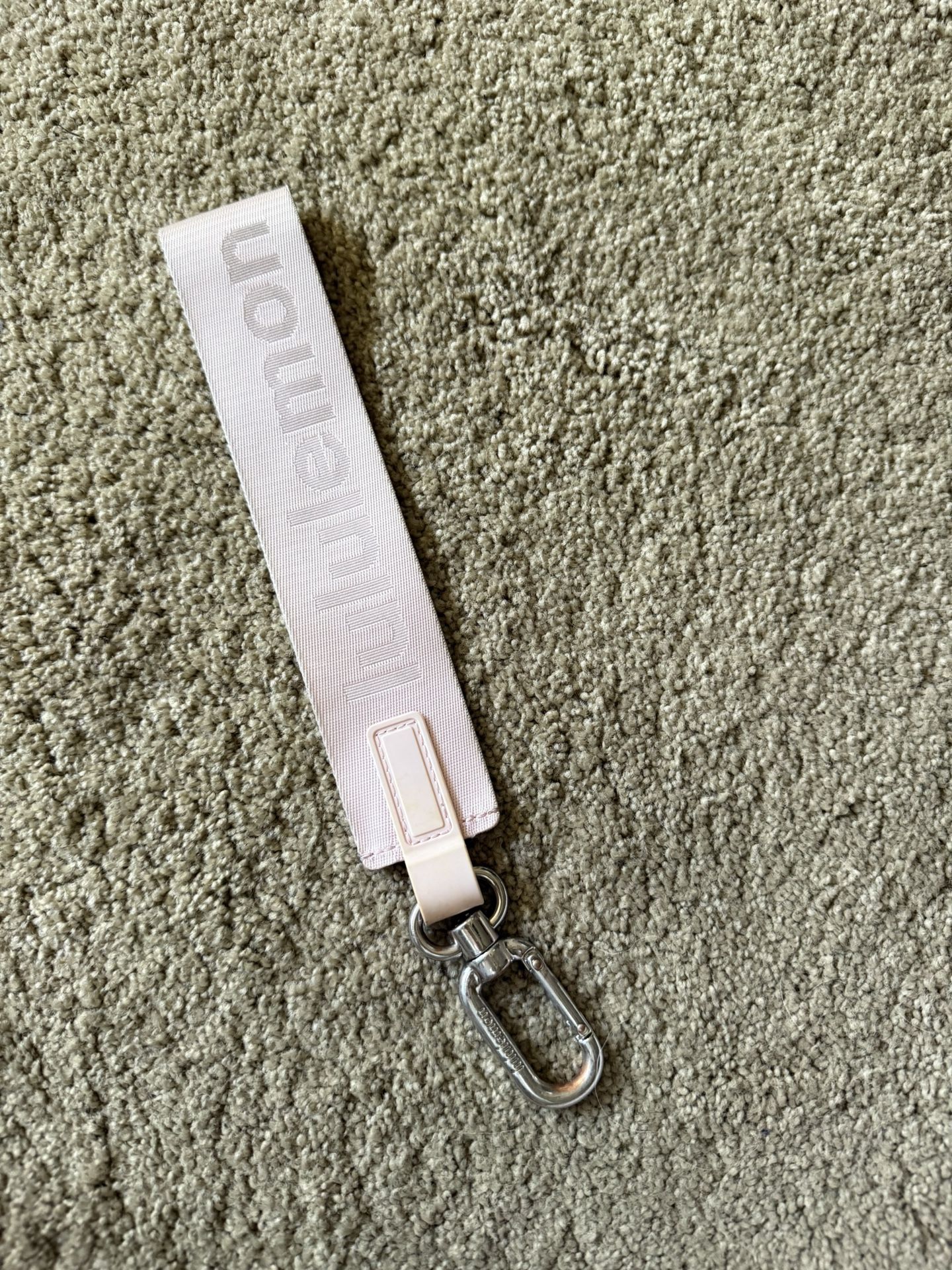 lululemon key chain pink