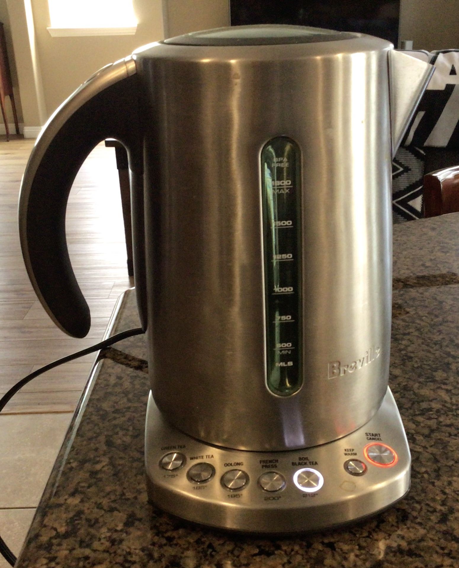Breville IQ Electric Water Kettle 