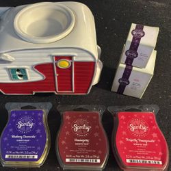 Retired Scentsy Road Less Traveled Camper Trailer RV Full Size Wax Warmer 