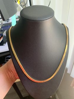 24 Inch Gold Tone Chain