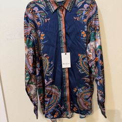 Robert Graham “Carrie” Button Down Shirt Size M