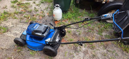 Electric mower