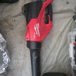Milwaukee Blower W/Battery 