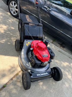 Honda HRC 216 hydrostatic transmission Commercial Lawn