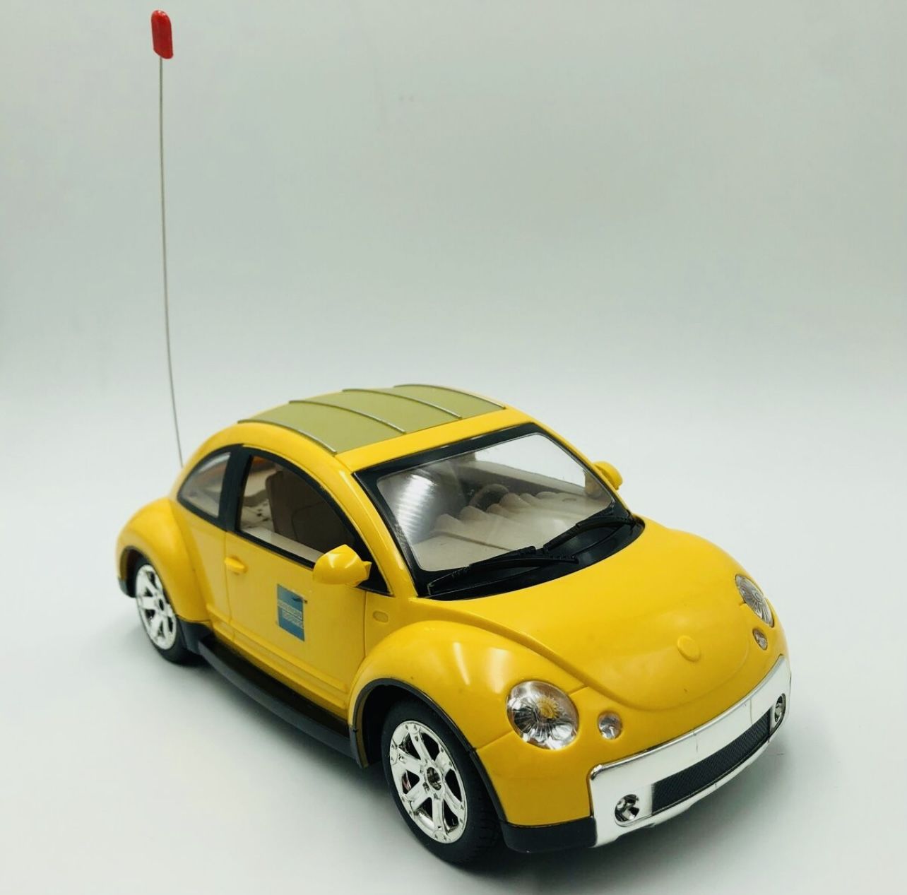 Vintage Yellow Volkswagon VW Bug Beetle RC Car
