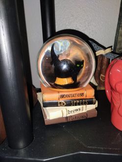 Halloween snow globes