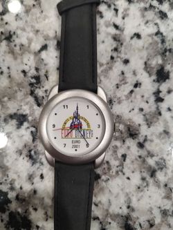 Rare Vintage Exclusive Cast Member Euro Disney Watch
