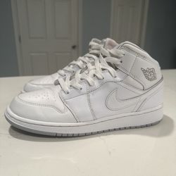 Jordan 1 Mid White 7Y