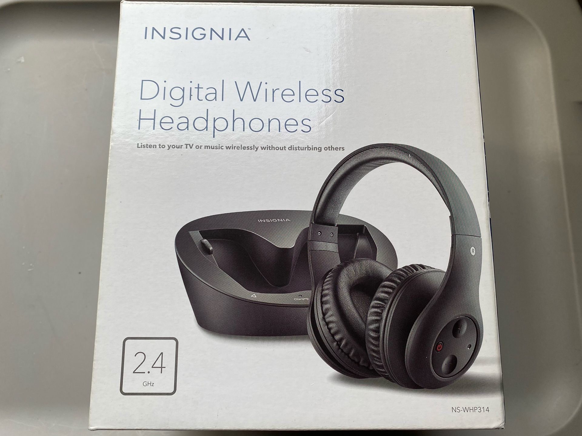 Insignia Digital Wireless Headphones NS-WHP314