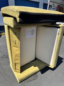 Crate& Barrel Convertible Sleeper Chair Pull Out Sofa Chair 